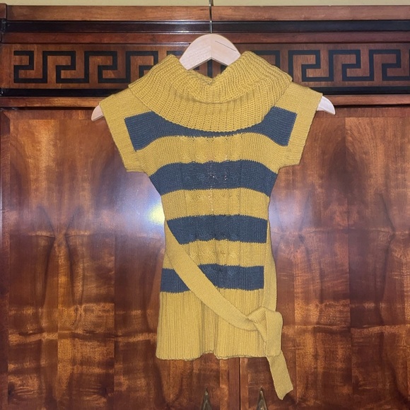 cherrystix girls Other - Cherrystix Girls Mustard Gray Stripe Knit Sweater Size S 4 NWT Fall Winter